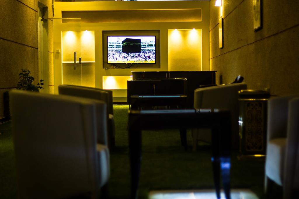 Rest Night Serviced Apartments- Alhamra Riyadh Ngoại thất bức ảnh The interior of the lounge