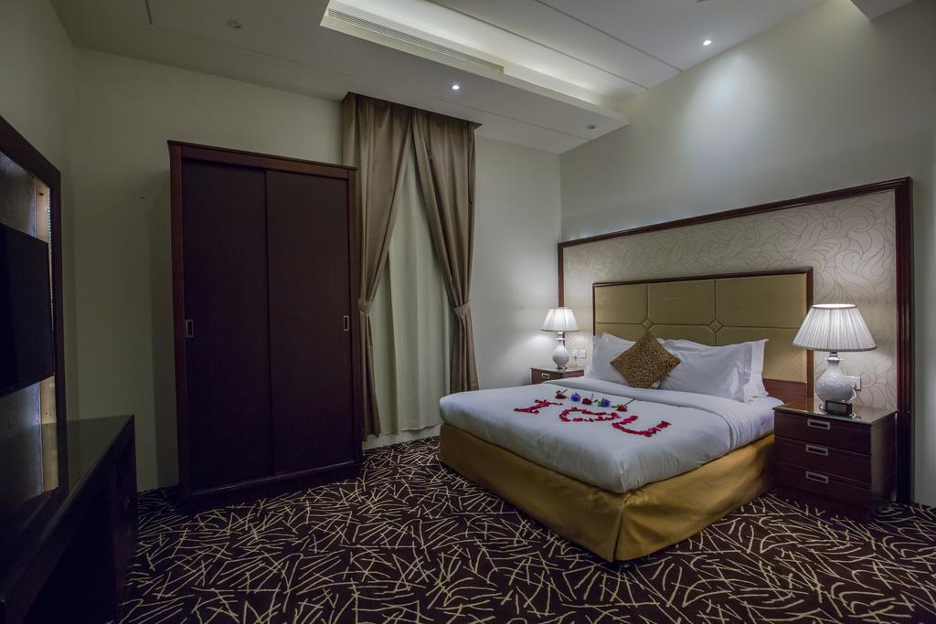 Rest Night Serviced Apartments- Alhamra Riyadh Ngoại thất bức ảnh A bedroom at the hotel