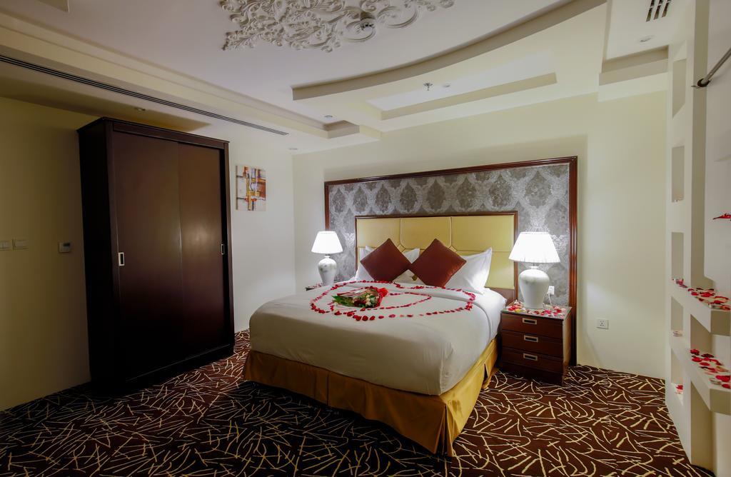 Rest Night Serviced Apartments- Alhamra Riyadh Ngoại thất bức ảnh A bedroom at the hotel