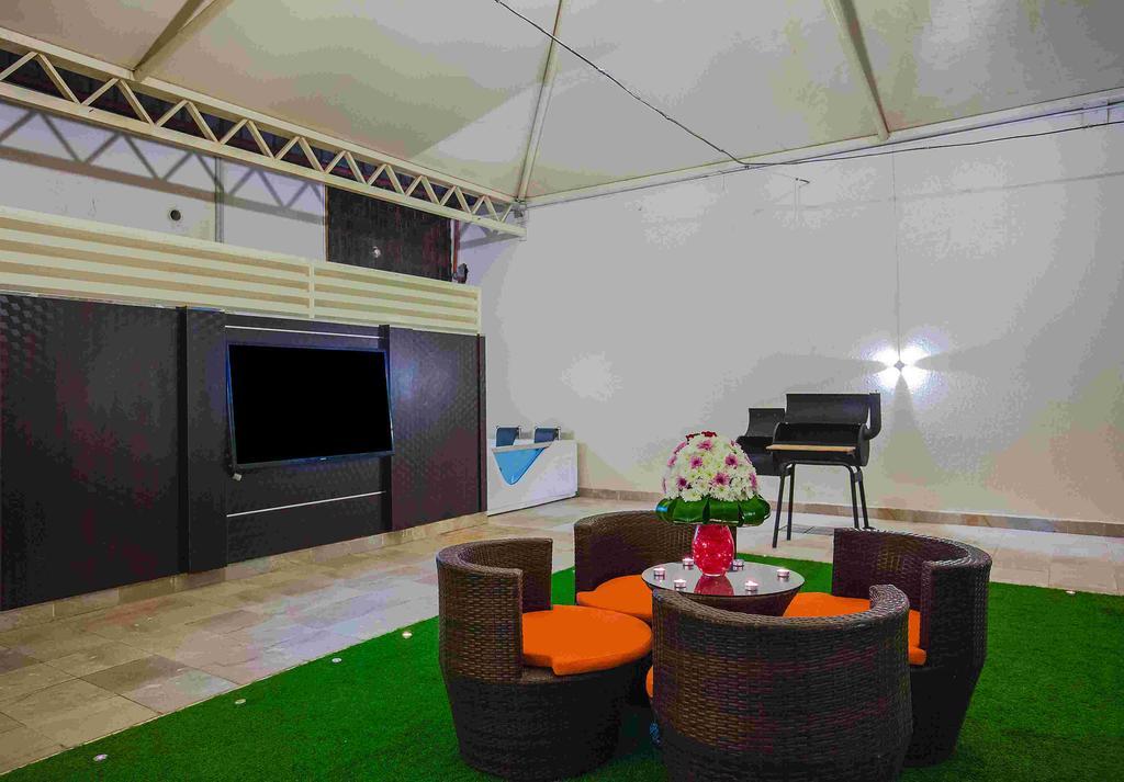 Rest Night Serviced Apartments- Alhamra Riyadh Ngoại thất bức ảnh The interior of a tent