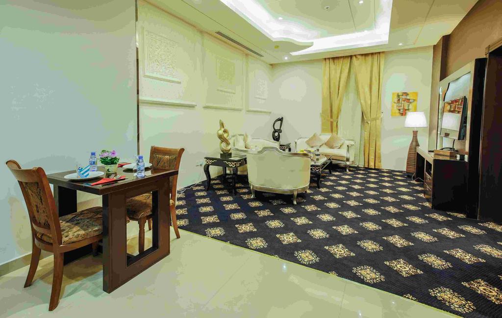 Rest Night Serviced Apartments- Alhamra Riyadh Ngoại thất bức ảnh Suite
